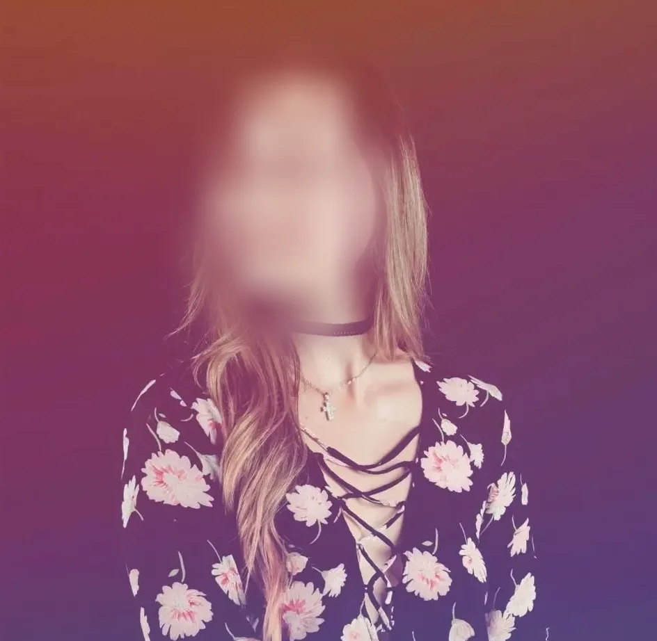 Isabel, 24 años